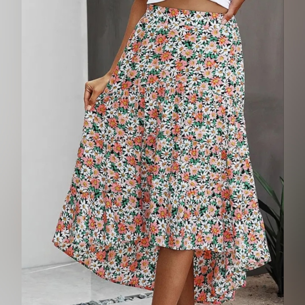 NWT  prettygarden skirt